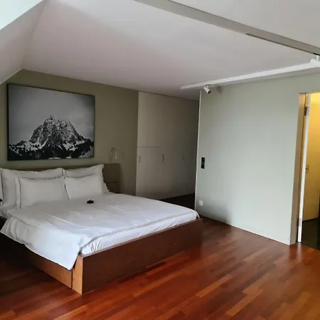 Lucerne Lake View Apartments Room photo